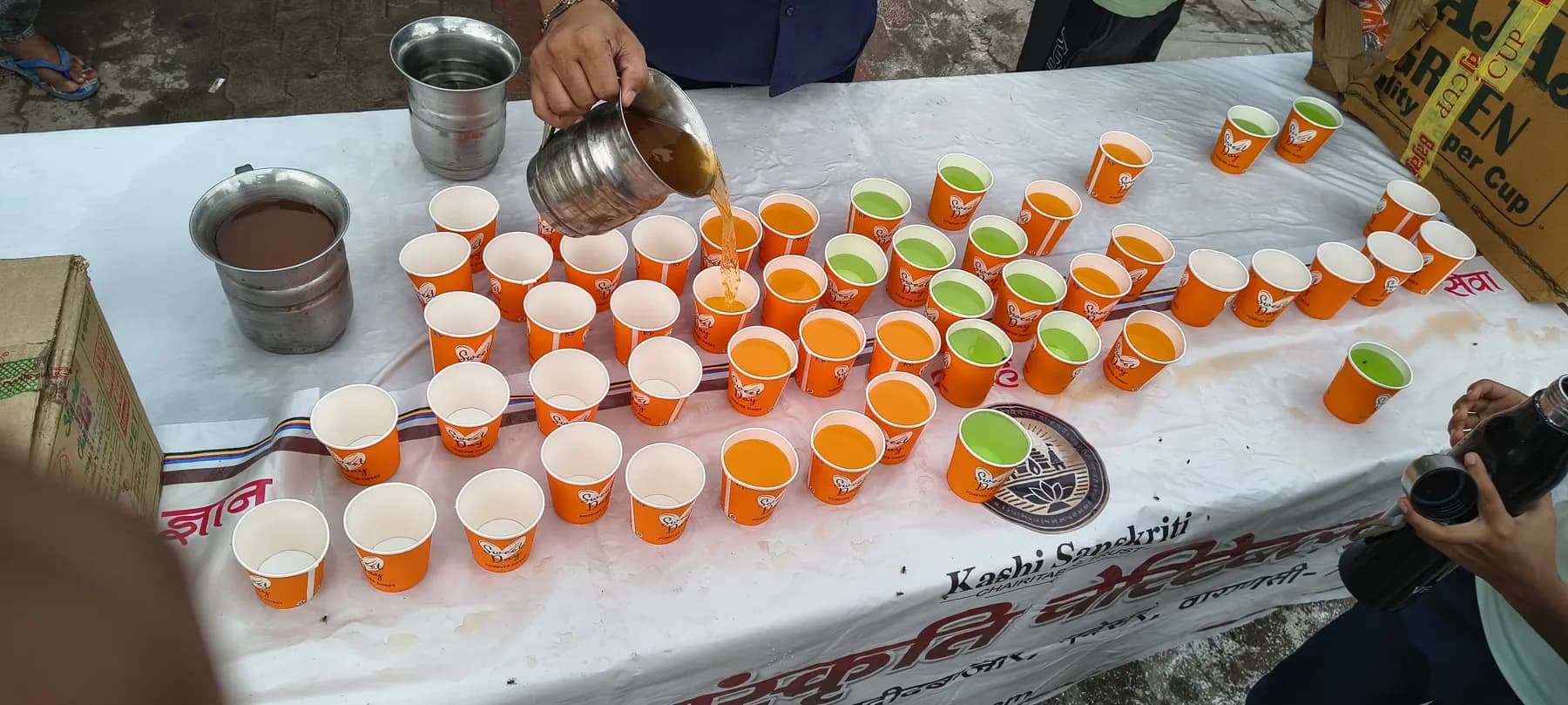 Community outreach and distribution activity — photograph 9