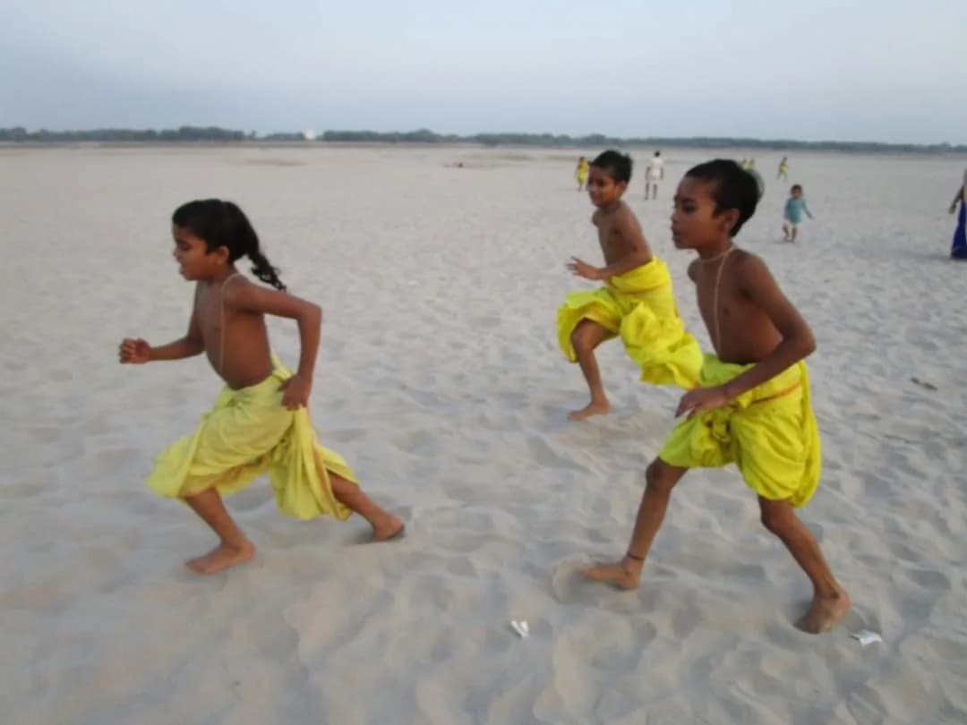 Cultural, yoga and learning activity — photograph 18