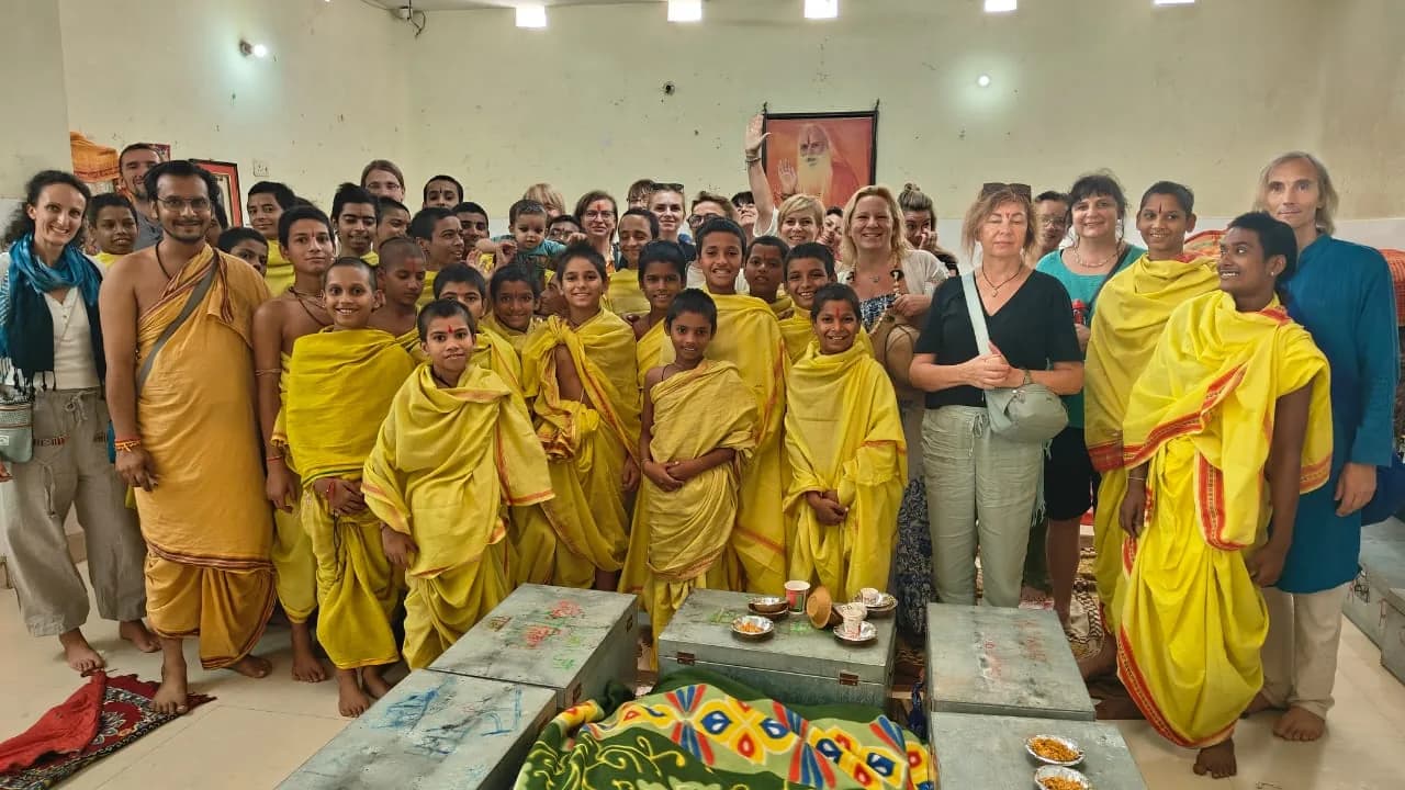 Cultural, yoga and learning activity — photograph 19