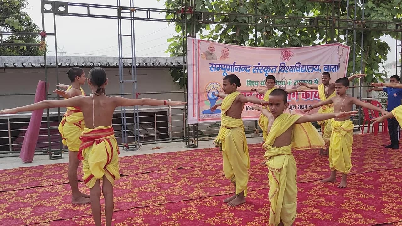 Cultural, yoga and learning activity — photograph 20